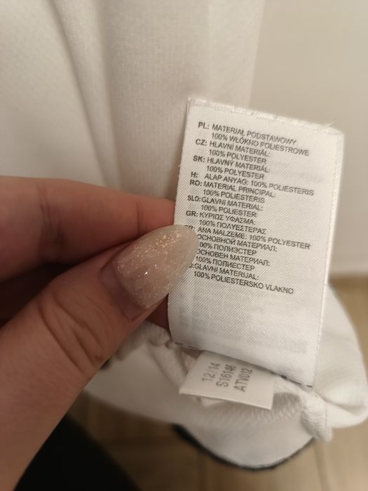 Biała koszulka marki Adidas