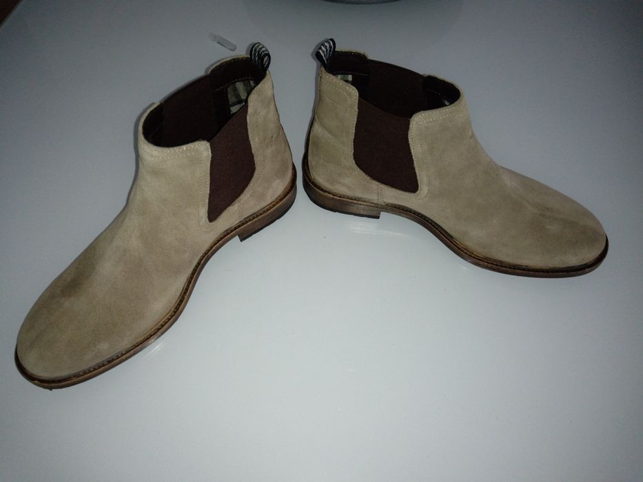 Botas novas tamanho 42