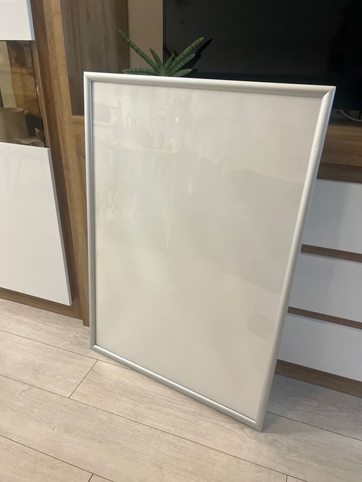 Sprzedam ramkę do menu z podświetleniem LED 70 / 100cm.