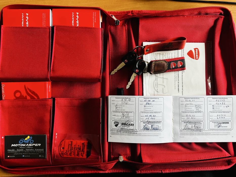 Ducati Hyperstrada 820 ABS мото з європи (8300$)