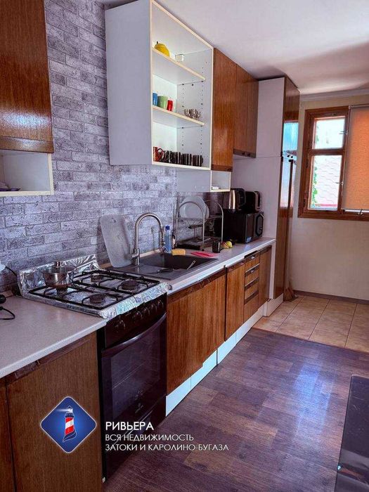 Продам дом у моря в Каролино-Бугазе.