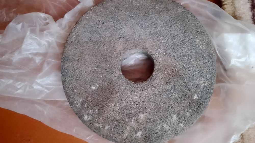 Подарок  заточной камень отрезной круг