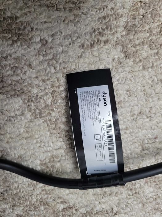 Dyson Airstrate HT01 ідеальний стан (червоний колір)