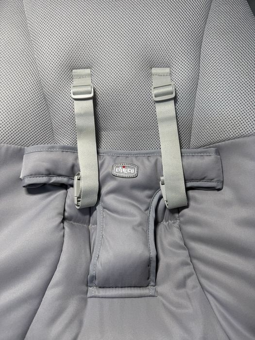 Заколисуючий центр Chicco Comfy Wave