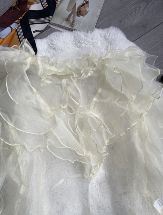 ефектна трендова блуза