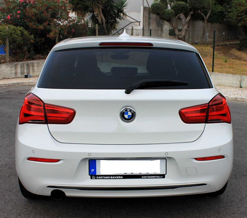BMW 116 d EfficientDynamics Edition Sport Line com 114000km de 2018 — photo 5