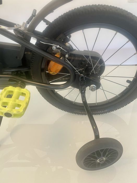 Bicleta B Twin Dark Hero 500 4-6 anos