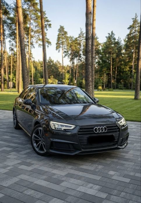 Audi A4 2019 VIN WAUGMAF4XKN021038 фото оголошення 2 з 13