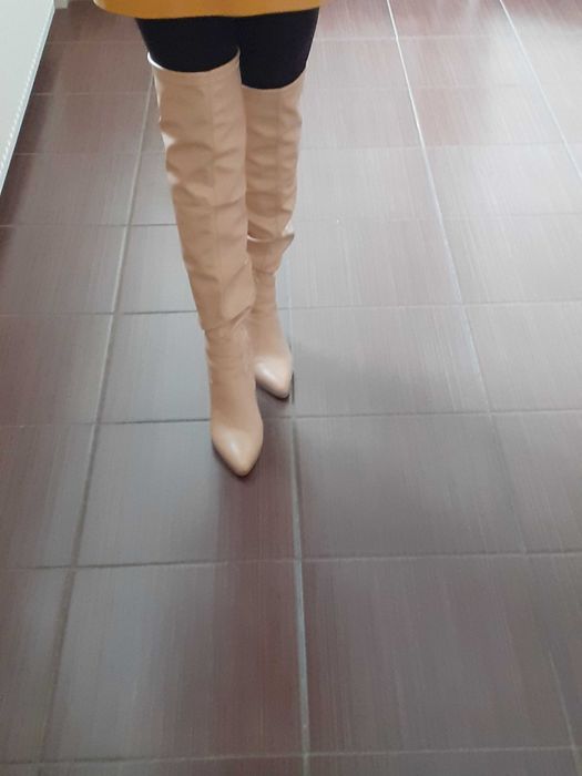 kozaki bezowe nowe śliczne