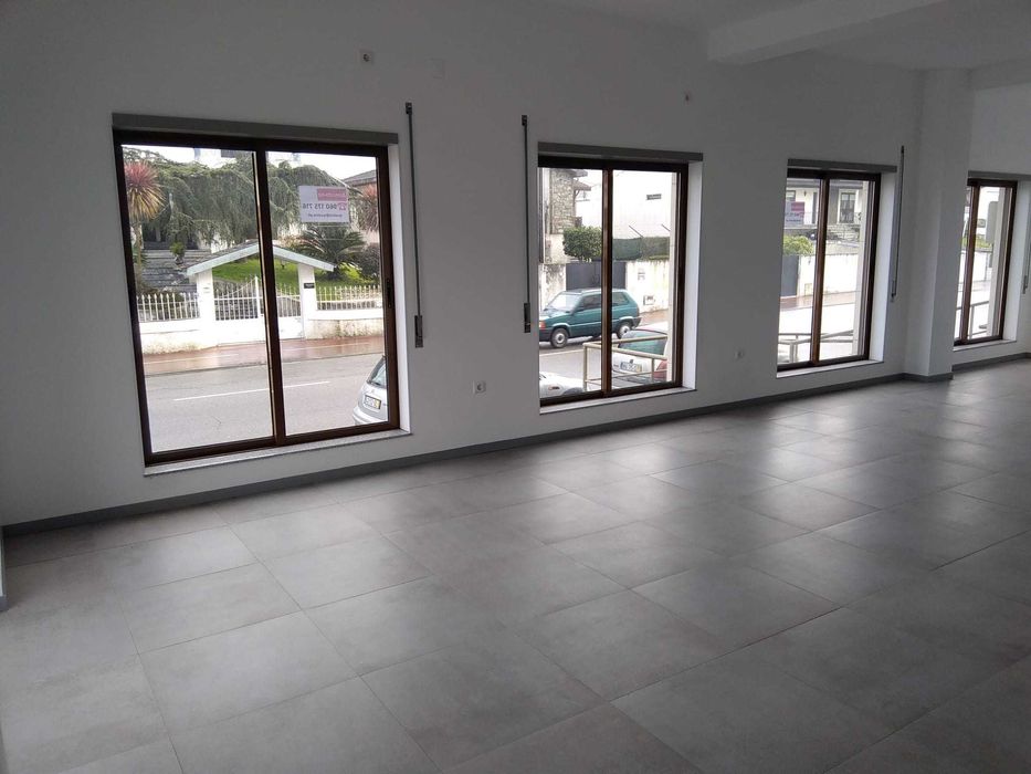 Arrenda-se Loja em São João de Ver