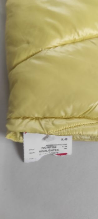 Kurtka GUESS  rozmiar M