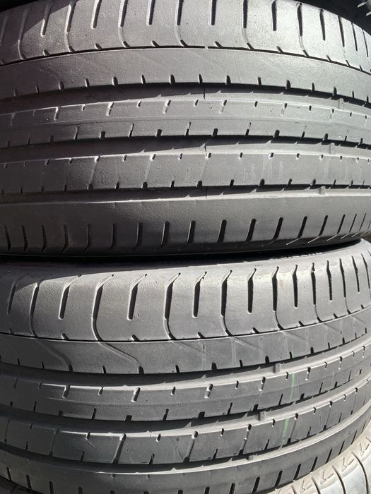 225/35R19 Pirelli