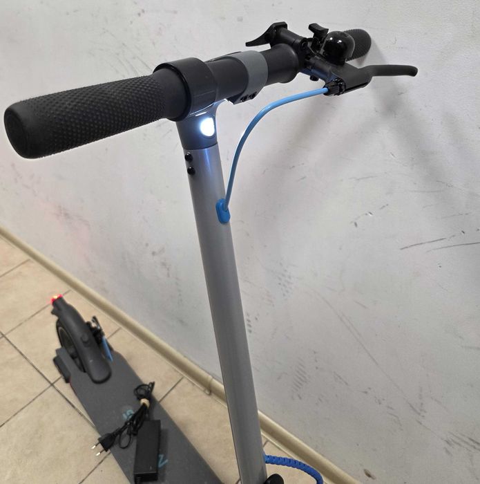 Hulajnoga elektryczna MOTUS 8.5 LITE