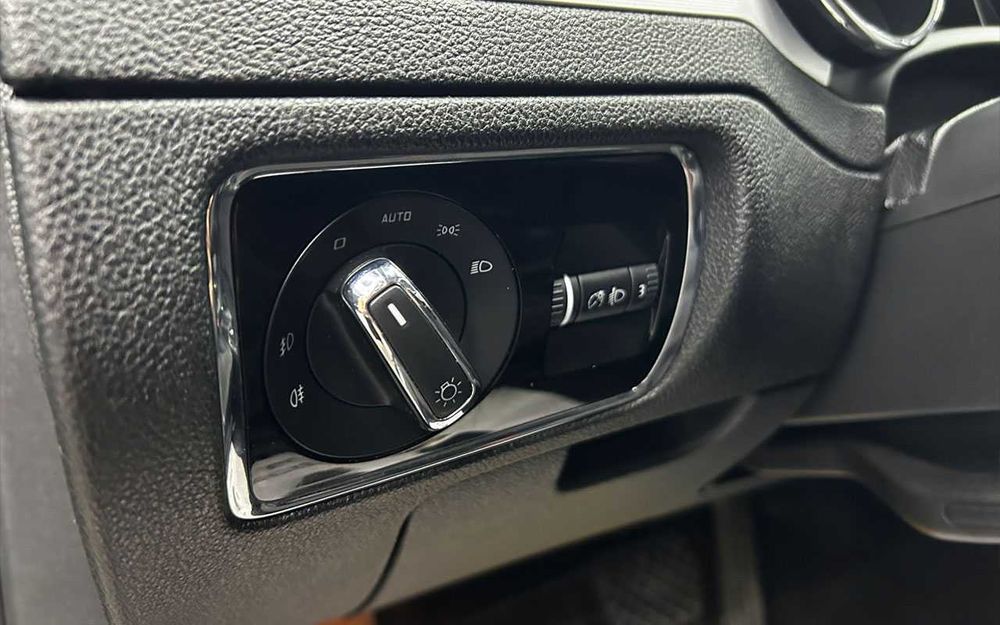 Skoda Superb 2011