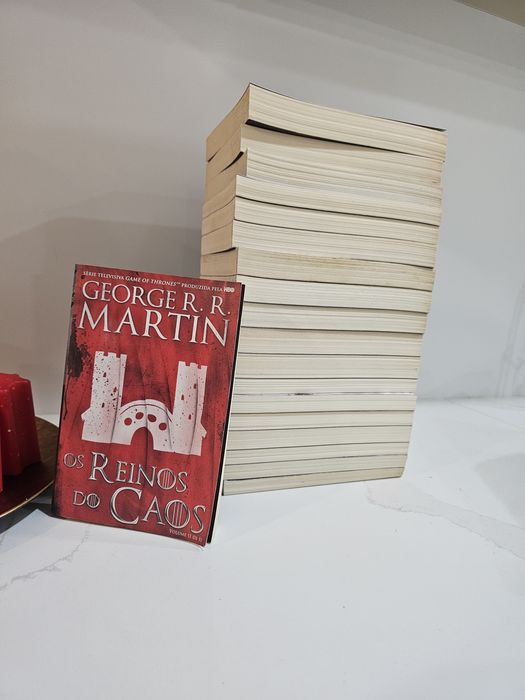 Crónicas de Gelo e Fogo