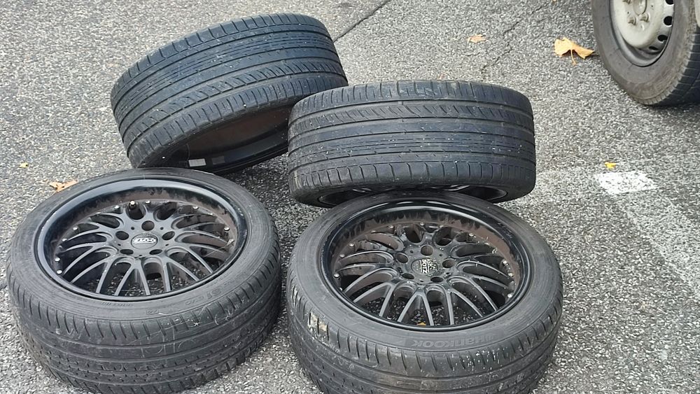 Диски DOTZ 5/112/R17 8j цо70.1 et 35/225/45/17 літо.