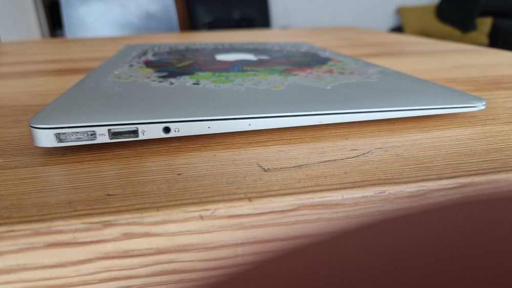 Macbook Air 13,3" 1,3GHz/4Mb/250Gb