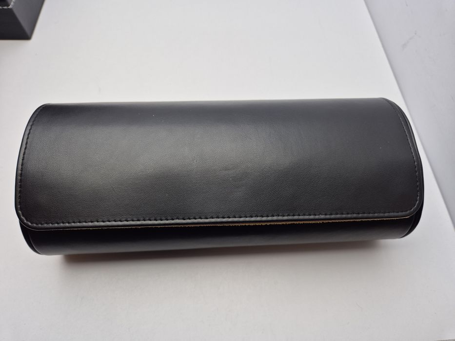 Skórzane etui na trzy zegarki