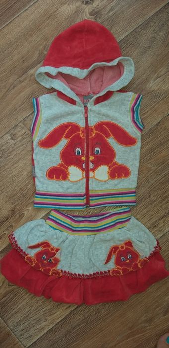 Костюмчик на девочку