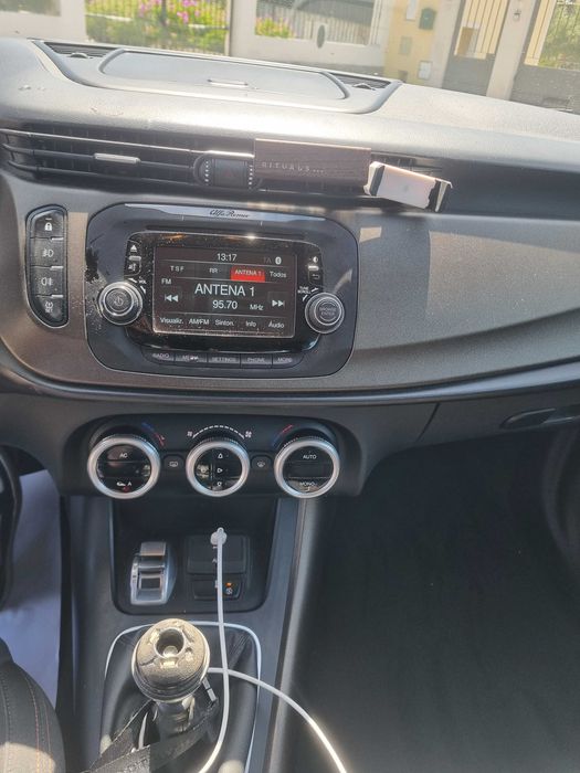 Alfa romeo giulietta 1.6 JTDM 105 CV