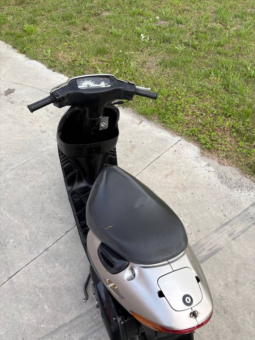 Suzuki lets 2 old