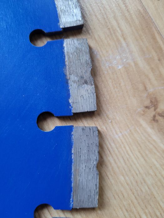 Tarcza do betonu 700x25x4mm