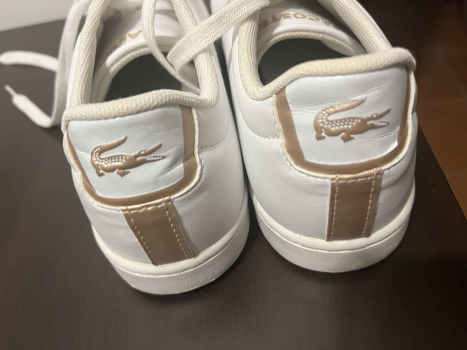 Sapatilhas Lacoste como novas