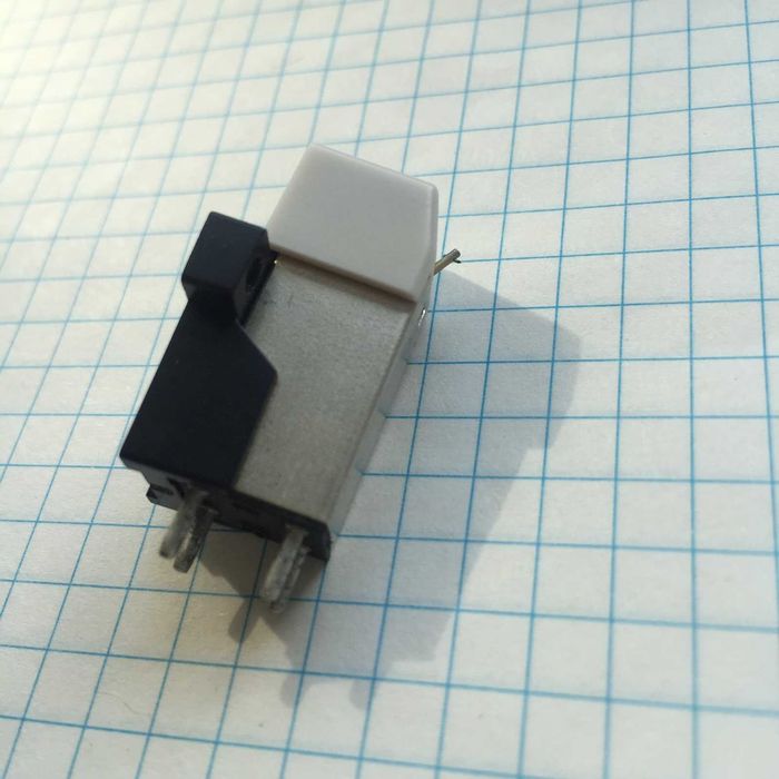 Новая Головка с Иглой для проигрывателя (новая игла) Проверено.