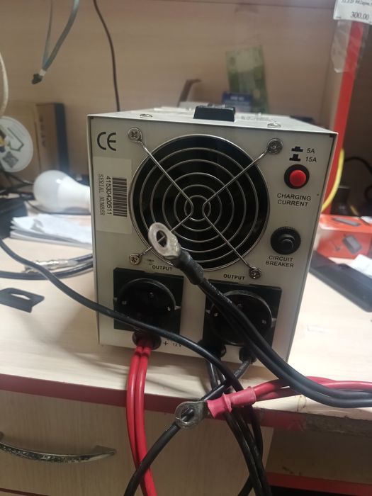 Джерело безперебійного живлення