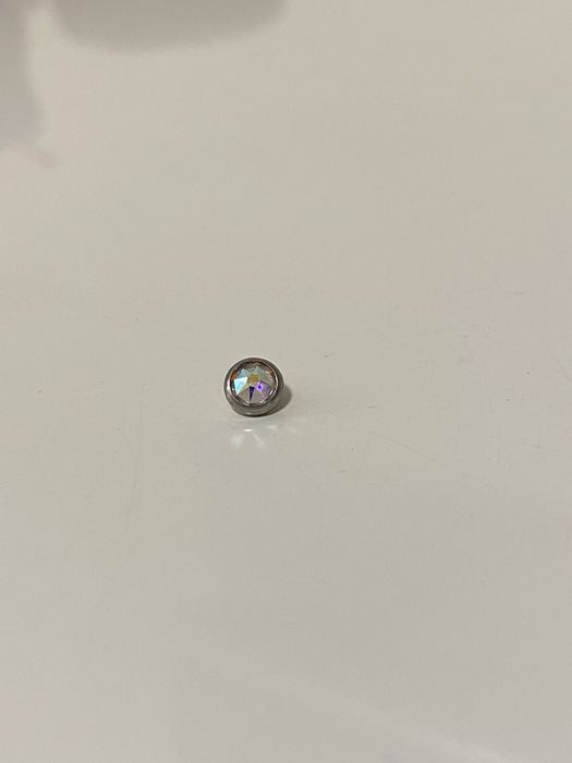 Накрутка титанова на лабрет/мікробермал хамелеон пірсинг