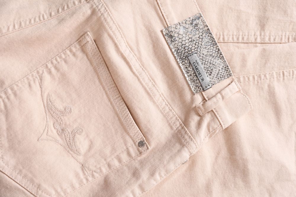 GARDEUR VIOLA budyniowe spodnie damskie jeansy nad kostkę slim r. 36