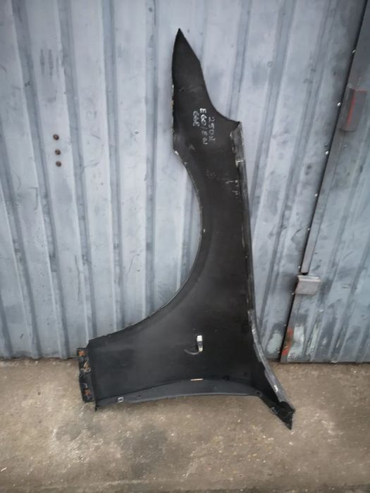 błotnik przedni prawy bmw 5 e60 e61 2003-2010 schwarz ii 668