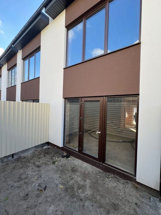 ПРОДАЖ ТАУНХАУСА біля лісу. Галина