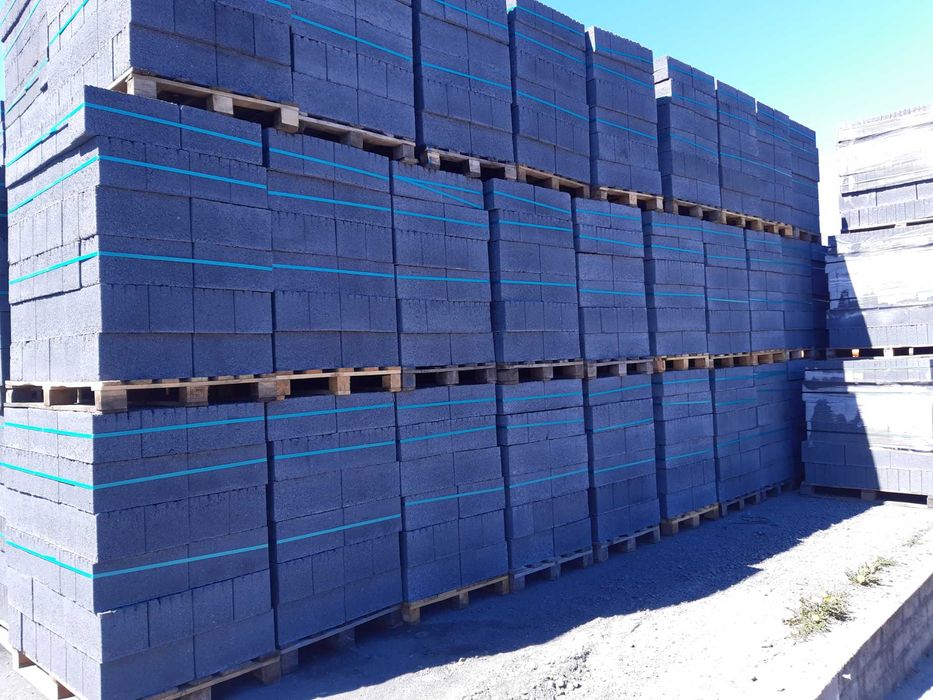 Pustak żużlowy ścienny '24 P+W 24x24x38 żużlobetonowy