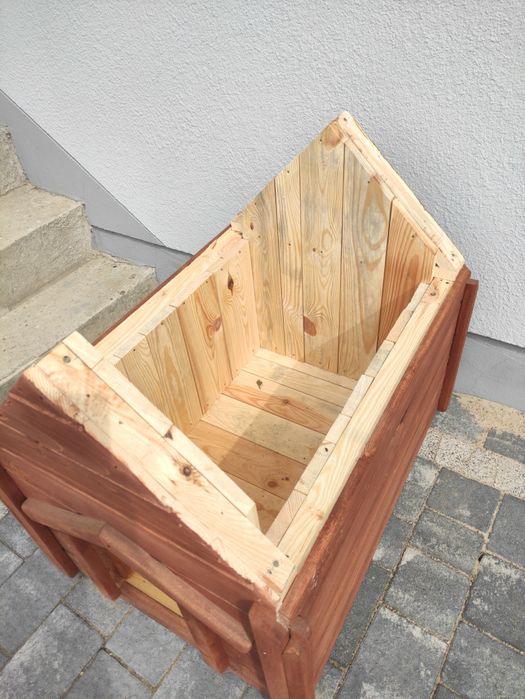 Buda dla psa XL duża ocieplona