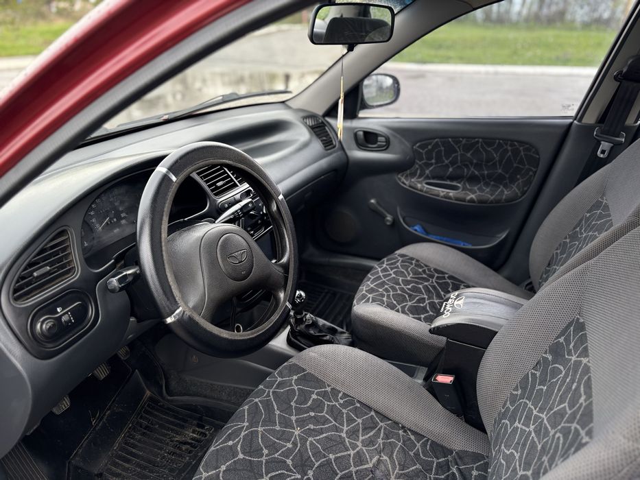 Daewoo Sens 1.3 один власник!  Рідна фарба!