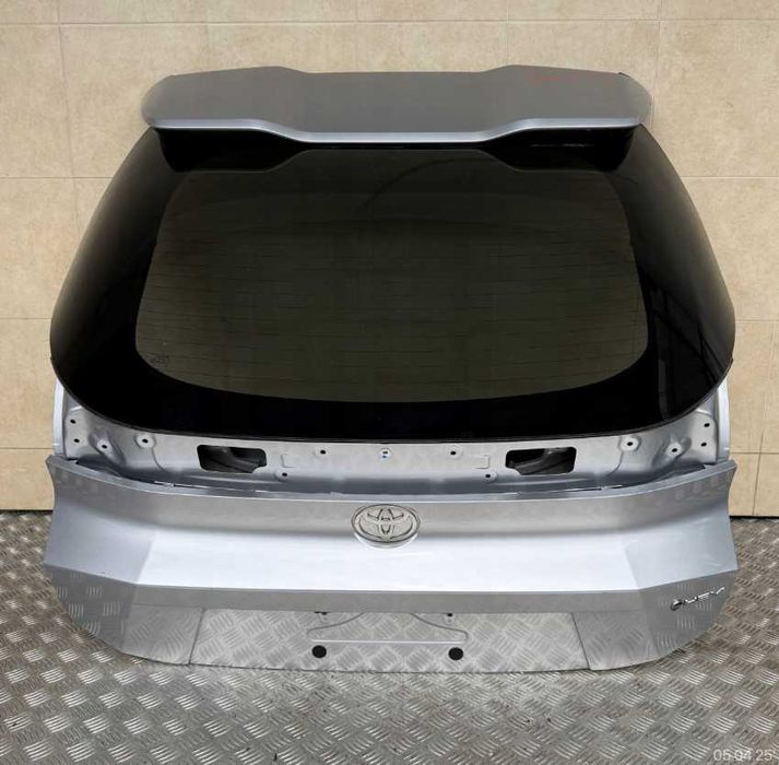 Кришка багажника Toyota C-HR II разборка