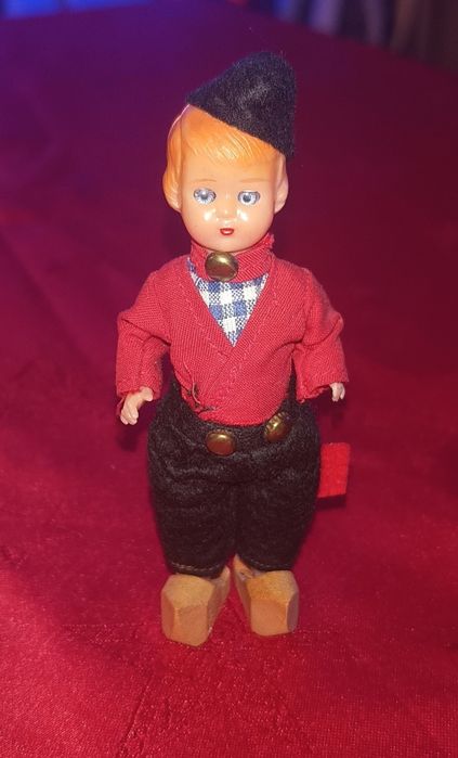 Lalka mrugająca oczami Dania/Holandia lata 50/60.
