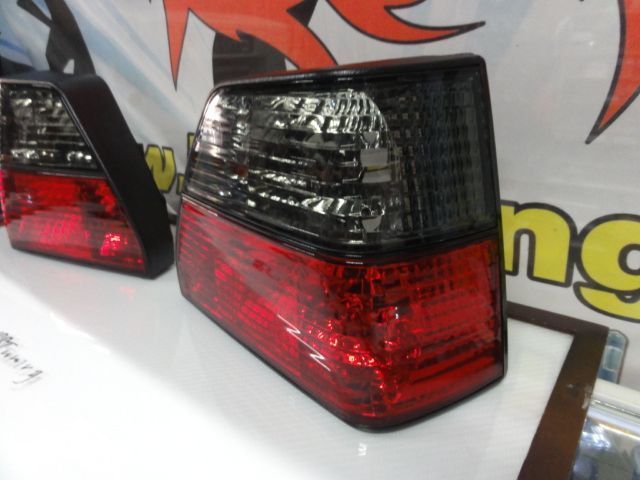 Faróis / farolins para VW Golf 2 / II Vermelho smoke