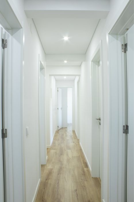 Alugo quarto em Setubal