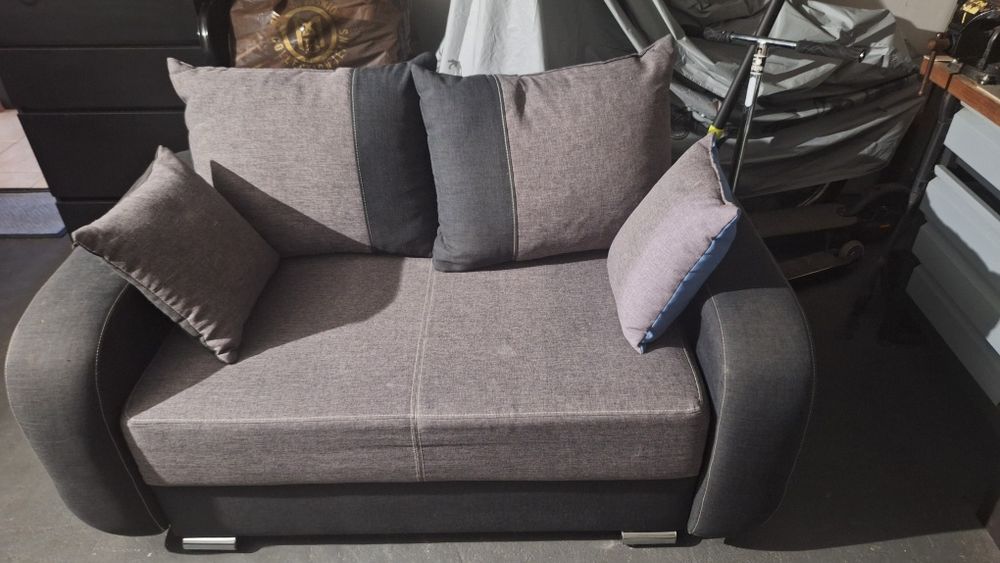 Fajna kanapa sofa  160x 100