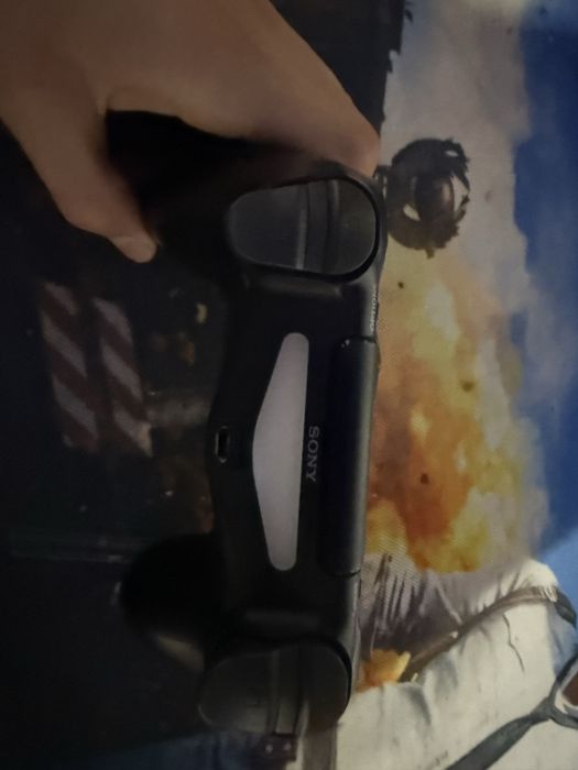 Продам DualShock 4