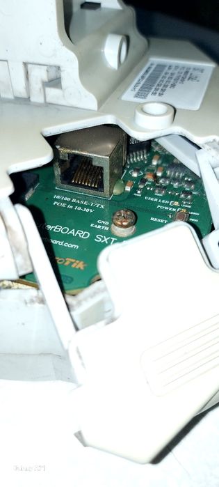 Продам WiFi MikroTik SXT Lite2