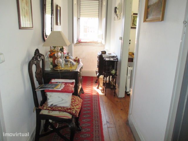 Apartamento T4 na Alameda da Conchada