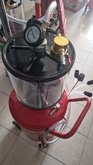 Máquina de tirar óleo nova