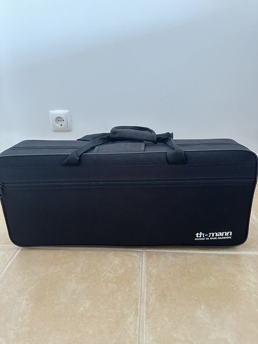 Saxofone Alto Thomann TAS-180 – Novo / Nunca Usado