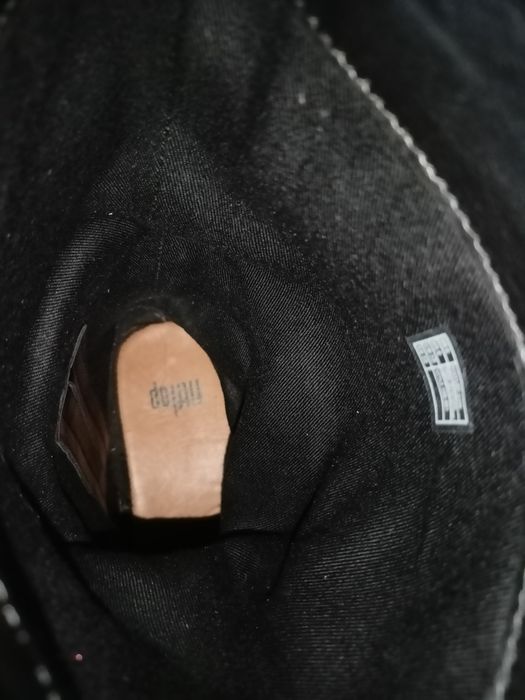 Fitflop roz. 39 / UK 6/ - dł.wkł. 25 cm- skóra- nowe