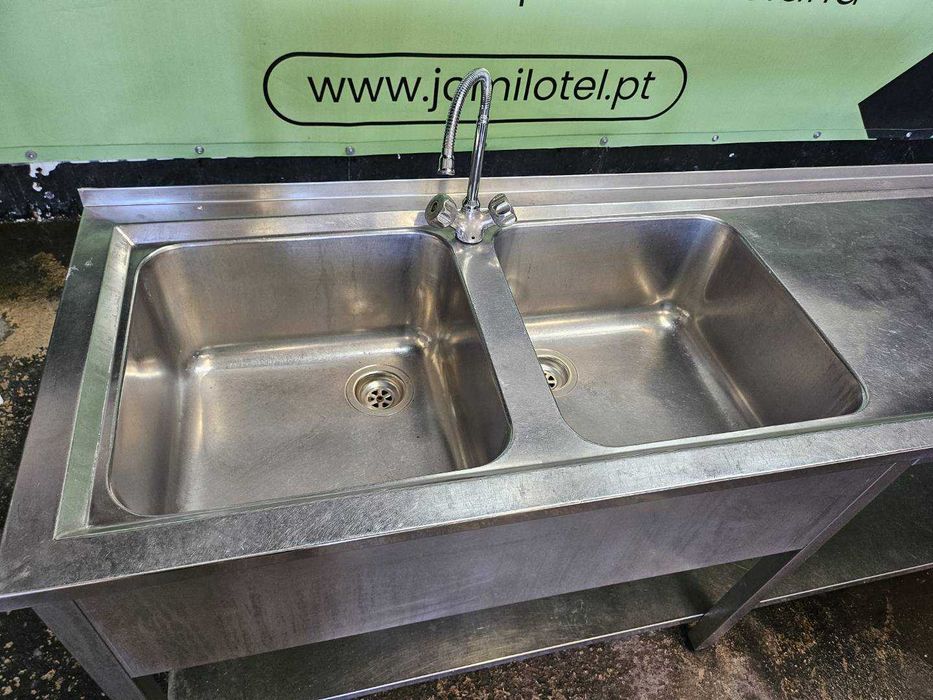 Bancadas em inox com lava loiça - novas e usadas