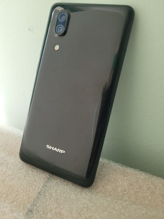 Продам смартфон  SHARP C10  .