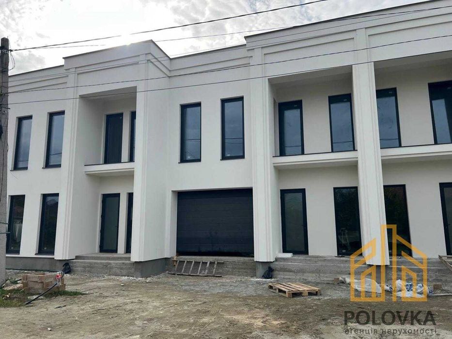 Продаж 2-поверхового таунхаусу, Компотний